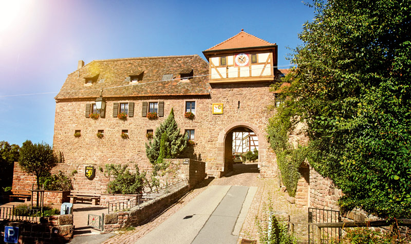 Das frisch renovierte aber historische Haus in Neckargemünd-Dilsberg von Aussen