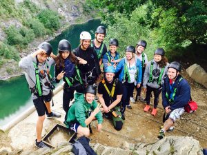 Geschafft - glückliche und müde Teilnehmer nach dem all-in-Sommercampwochenende