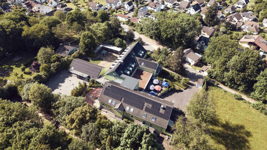 Drohnenaufnahme der Jugendherberge Bad Honnef.